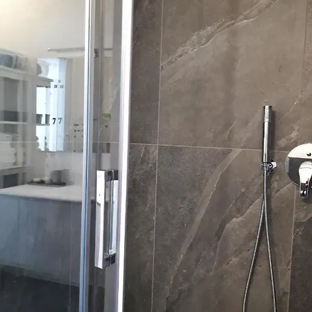 Apartment Al Pontile - By My In Como Argegno
